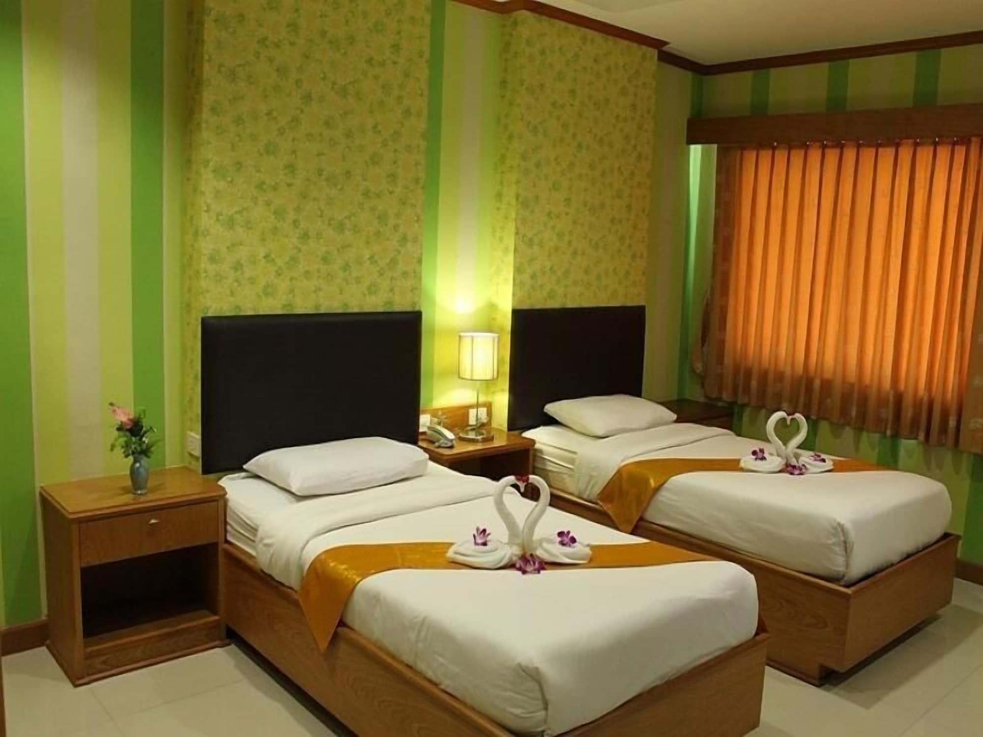 The Rich Hotel Nonthaburi Exterior foto