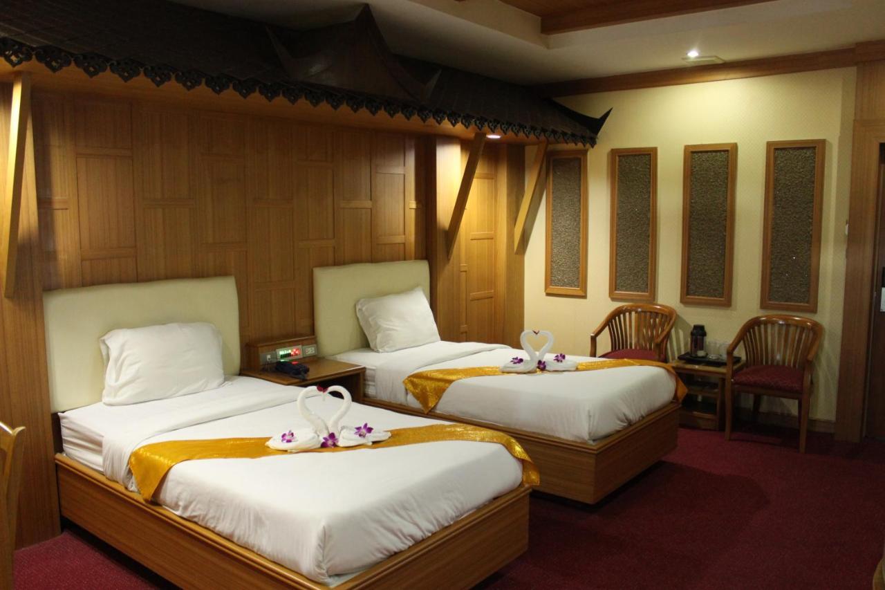 The Rich Hotel Nonthaburi Exterior foto