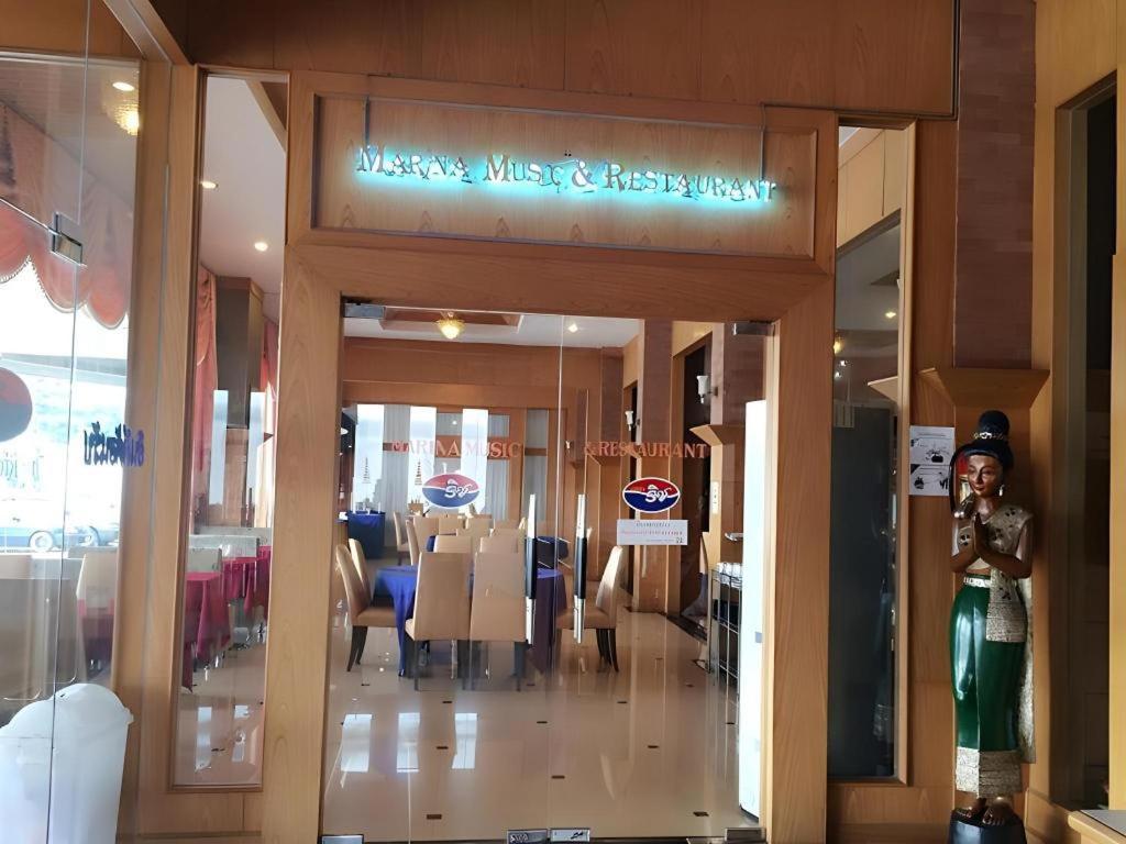 The Rich Hotel Nonthaburi Exterior foto
