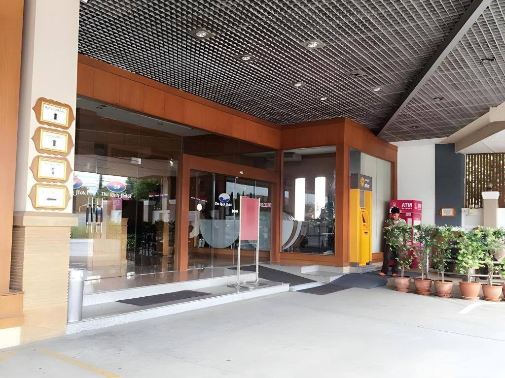 The Rich Hotel Nonthaburi Exterior foto