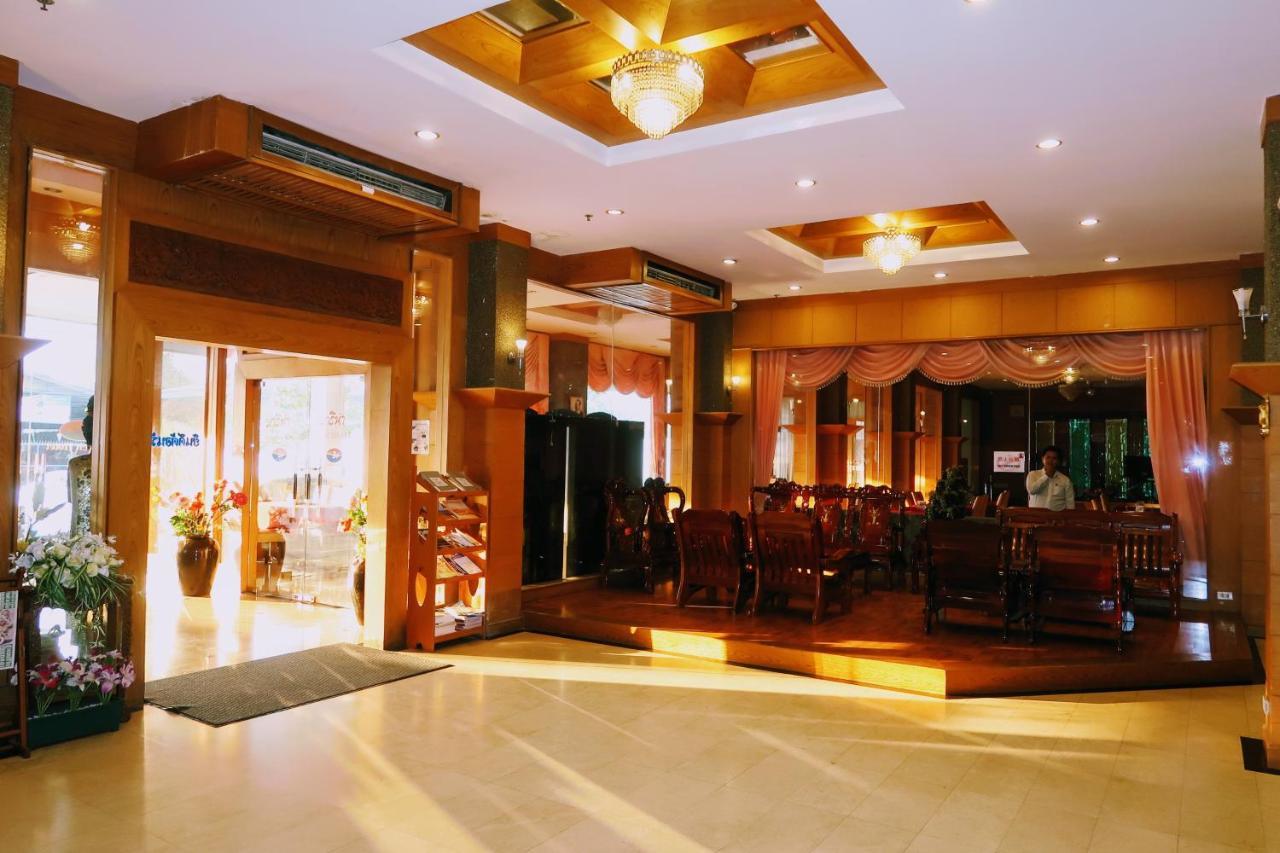 The Rich Hotel Nonthaburi Exterior foto